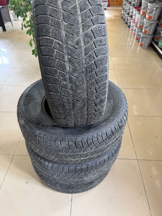 Шины на Mitsubishi Pajero 4