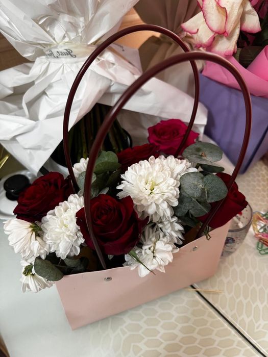 Гүлдер сатылады бағасын келісуге болады