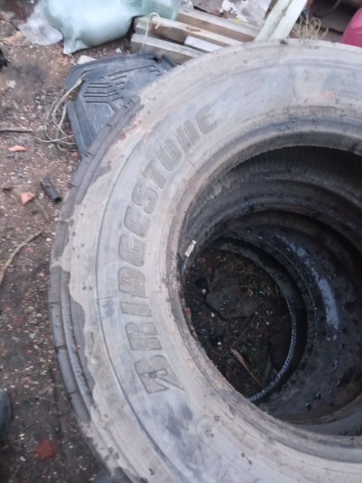 Продам шины грузовые