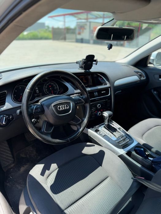 Audi A4 B8 Facelift 2.0 TDI 143 CP Automată – 2013 – Întreținută – 10.000 €