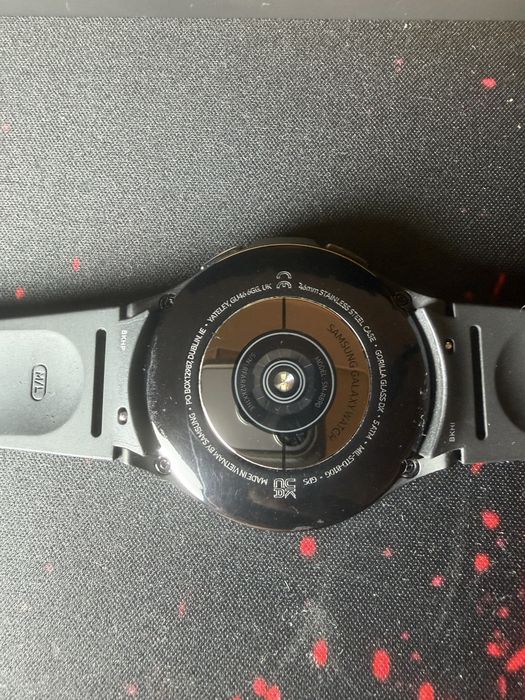 Продаются часы Samsung Galaxy Watch4 Classic (SM-R8xx)