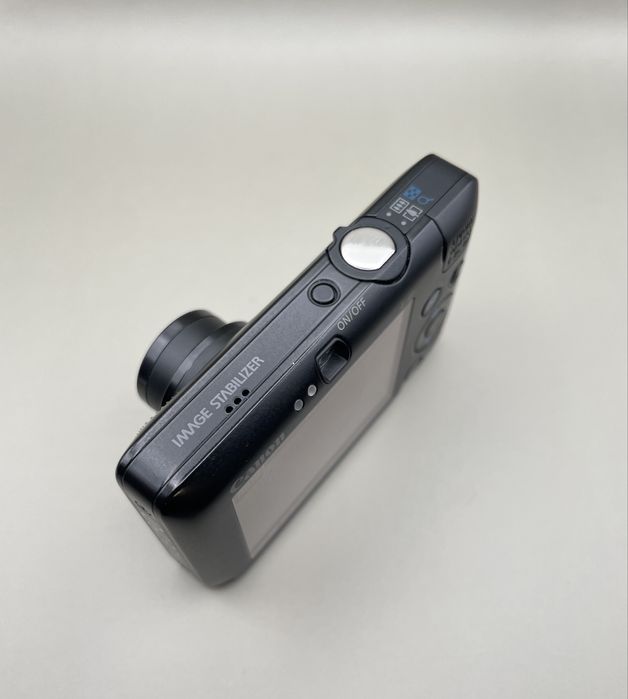 Canon IXUS 100 IS 12 MP