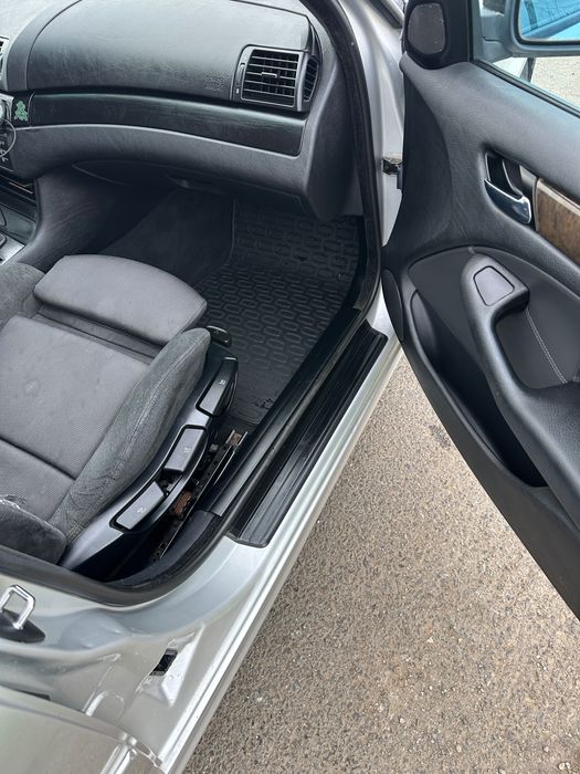 Vând urgent bmw e46