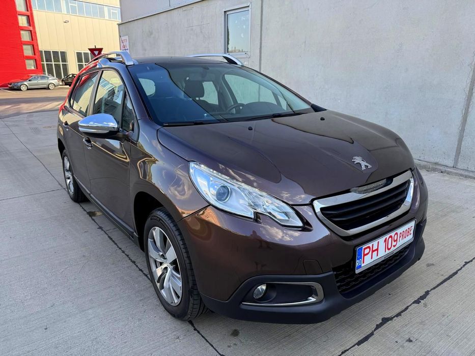 Peugeot 2008 peugeout 2008-1.2benzina -suv / navi / garantie / rate
