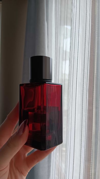 Banana Republic Dark Cherry & Amber