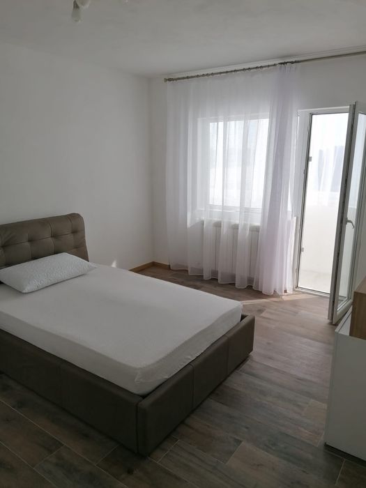 Închiriez apartament în București