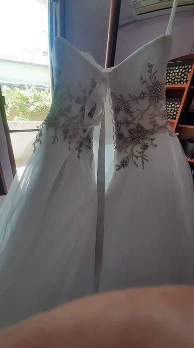 Дамска сватбена рокля