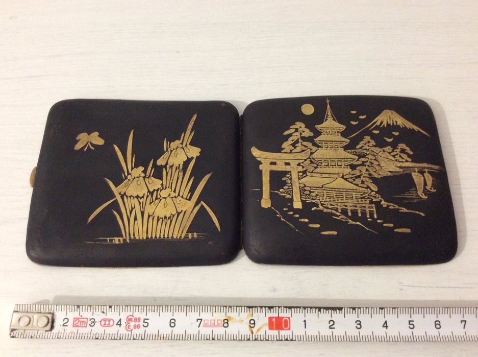 Японска табакера