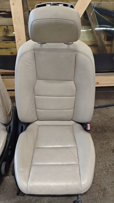 Кожен салон за Мерцедес W204 седан