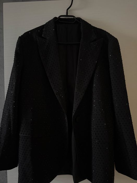 Черно сако с камъчета