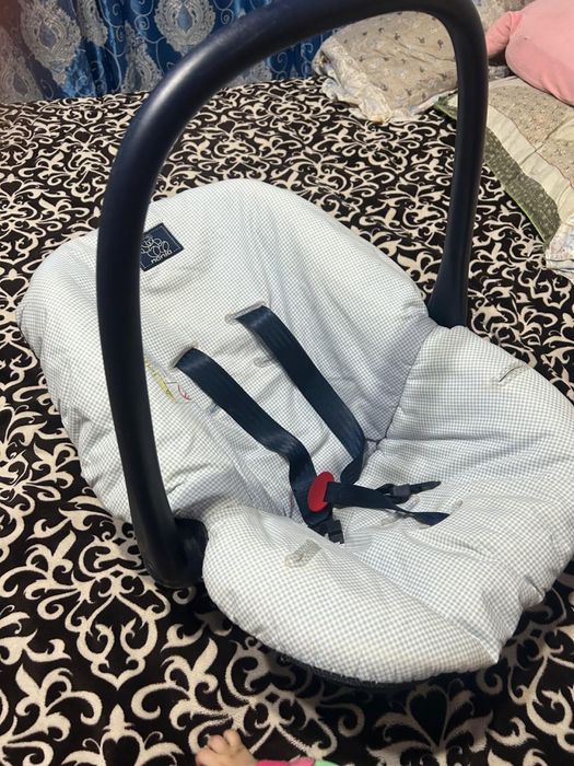 Продам автолюльку , состояние хорошее