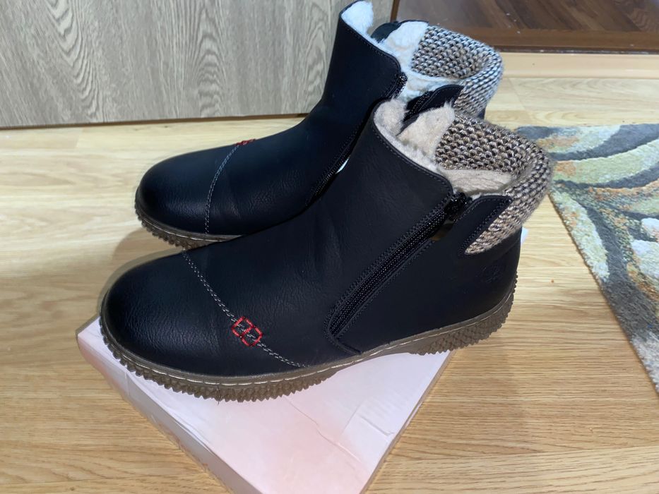 Ghete îmblănite,  mărime 42