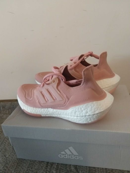Adidas UltraBoost 22 Women Pink -  дамски маратонки НОВИ