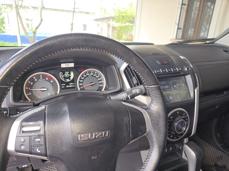 Продам свой пикап Isuzu D-Max Irbis 2021 г.в., пробег 57000