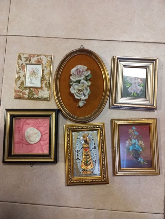 Разпродажба малки картини