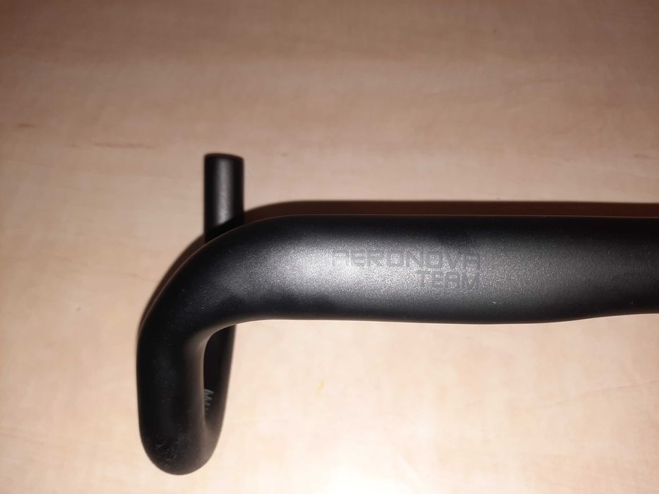 Ghidon carbon sosea cursiera Aeronova Nou 400 420 440mm 184grame