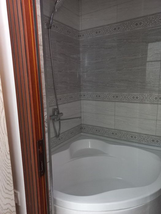 Hostel Botir Bahouddin ziyoratgohida yonida joylashgan