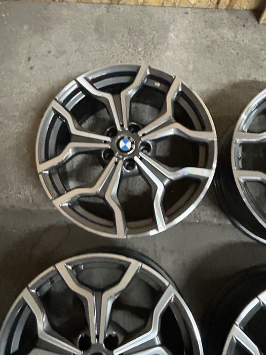 Jante 19 bmw X1 X2 style M 722