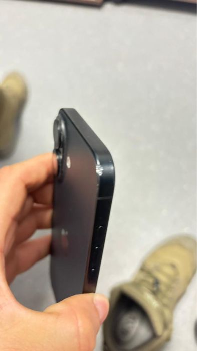 Iphone 16.  256 гб.   Акб 94
