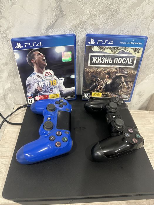 Продам пс 4 слим + 2дж + 5 игр