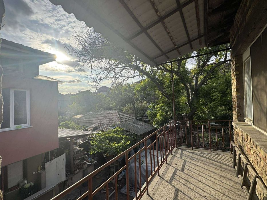 Продава се Етаж от къща в Попово - 135 кв.м за 397 €/кв.м - Снимка #12