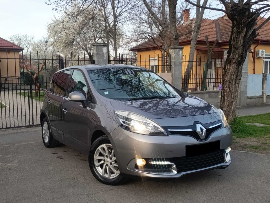 RENAULT Scenic 2012 — imagine 3