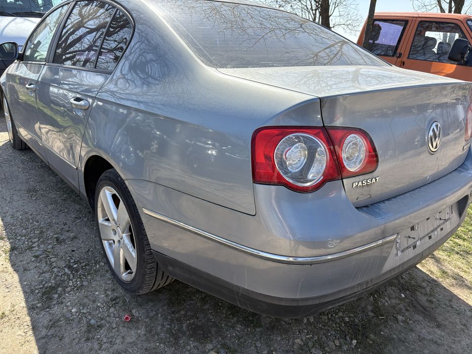 Задна броня за Пасат Б6 / VW Passat B6