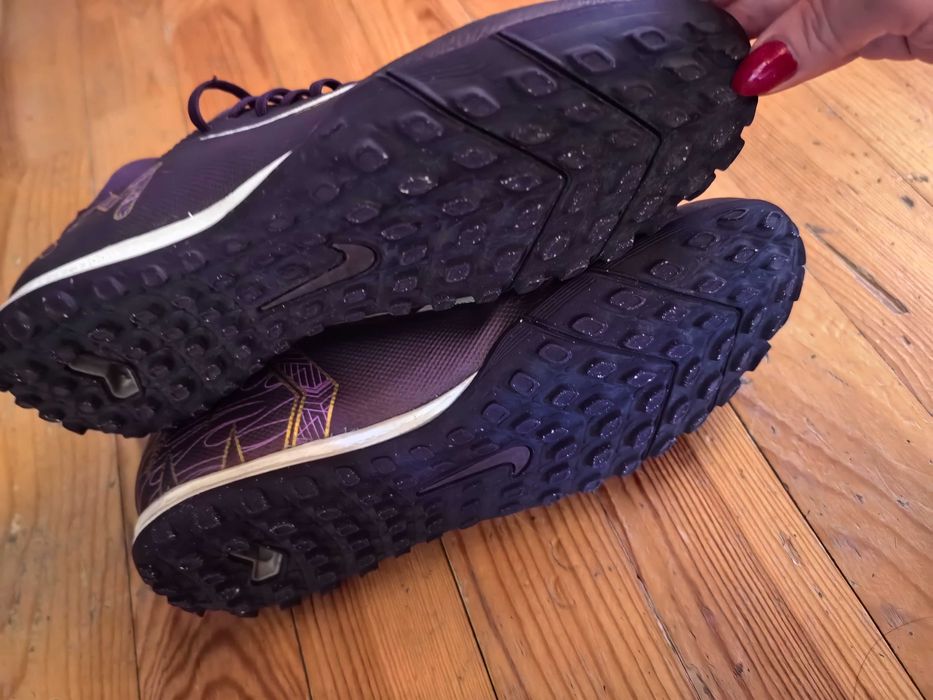 Футболни маратонки  NIKE 43