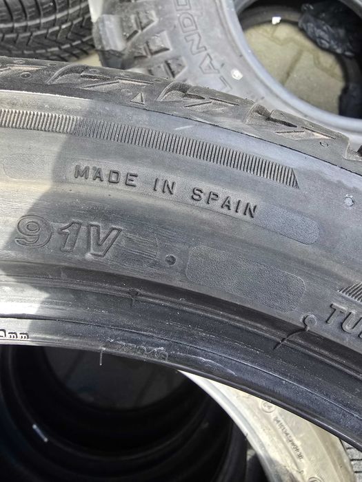 Anvelope Vara Noi Bridgestone 215 45 17