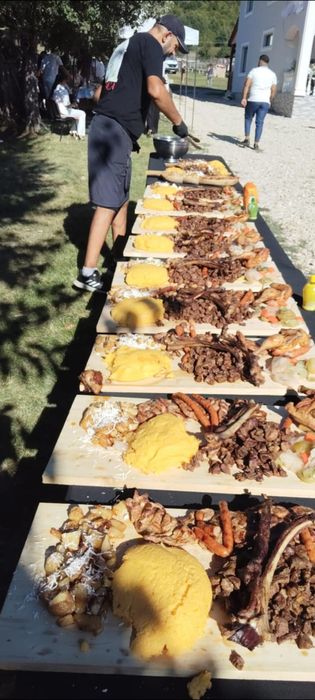 Berbecuti la protap aperitive