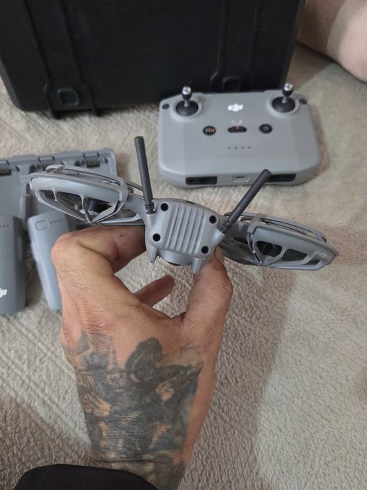 Vand dji neo 2 aproape nouo