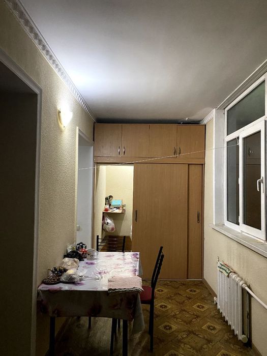 Юнусабад 18 квартал. Продается квартира  3/4/4