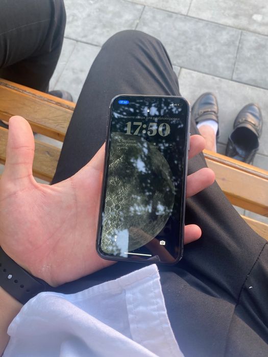 Айфон 11.  100/100