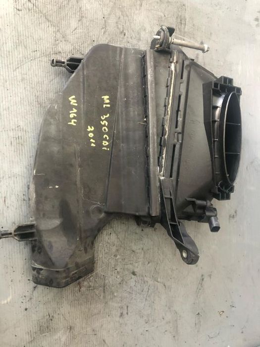 carcasa filtru aer cu senzor  3.0 d mercedes m-class ml 350 4matic w164 2008-2012