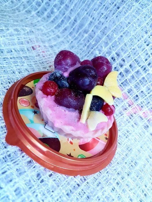 Подарки к празднику - мыльные сладости