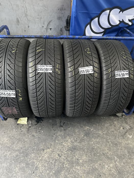 255/50/19 Goodyar