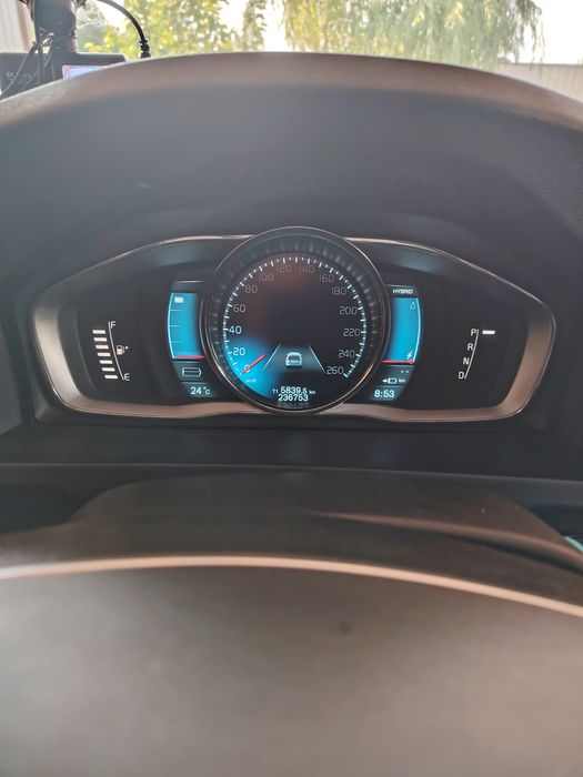 Volvo V60 2.4 D6 AWD  Plug-in Hybrid