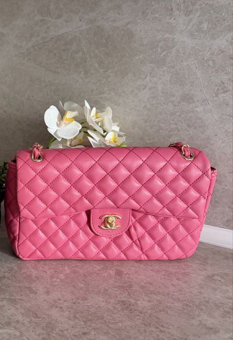 Дамска чанта на Chanel