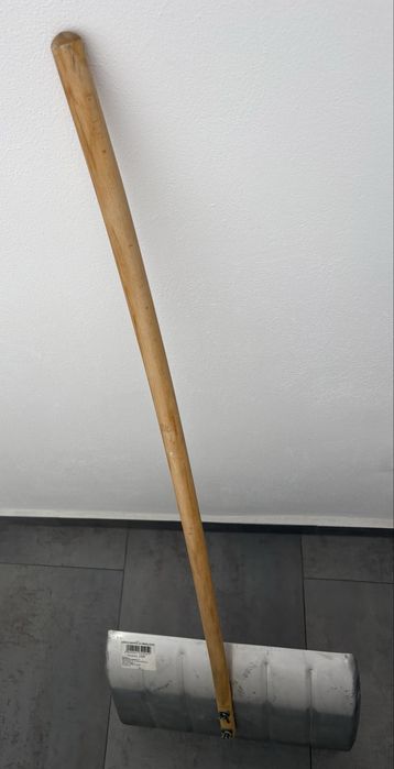 Vand lopata mare de zapada de aluminiu si maner de lemn