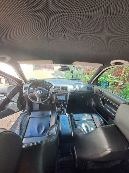 Vând Golf 4 1.6 SR