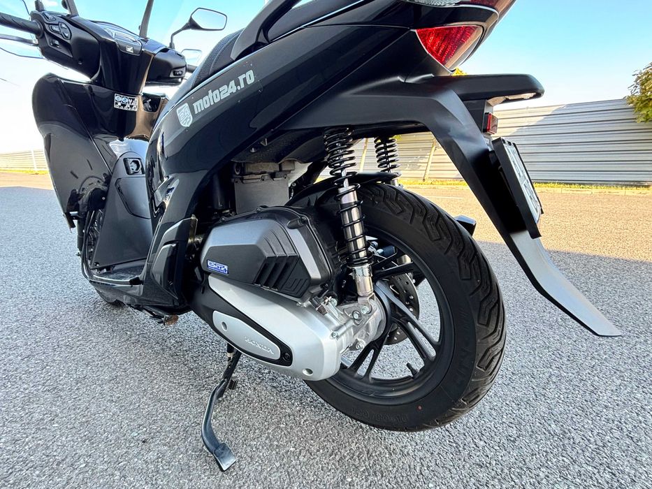 Vand scuter Honda SH125i/ 2025/ 860 km/ Avariat