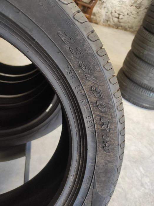 235/50/19 Pirelli