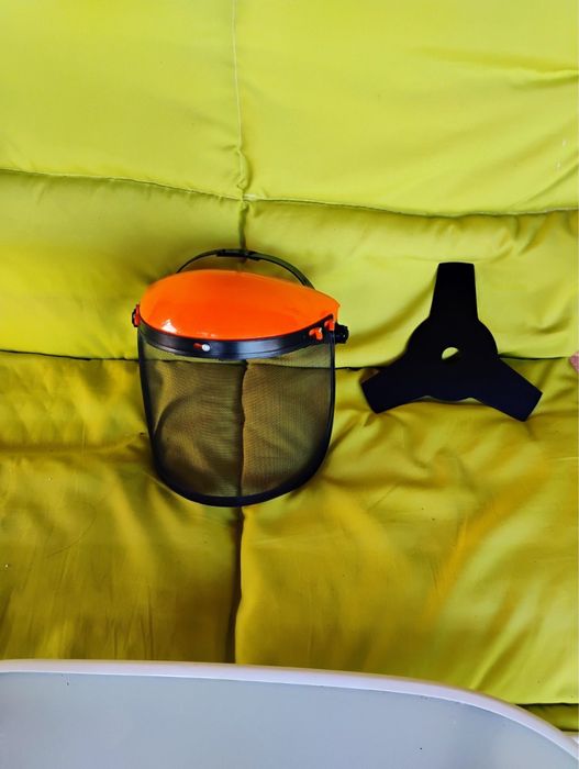 Моторна коса - храсторез - brush cutter bc520