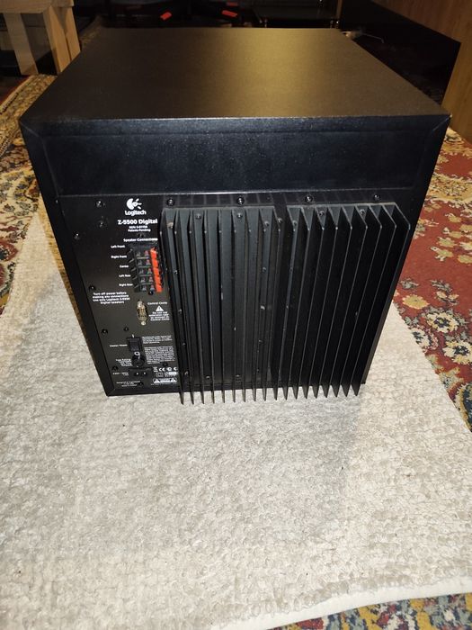 Subwoofer Logitech Z5500
