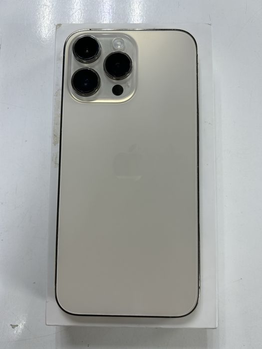 Продам Iphone 14 про макс