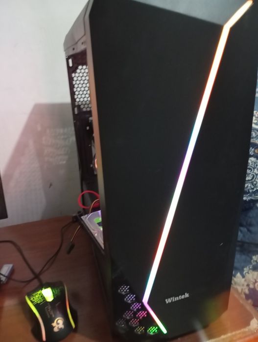Core i5 8100 rtx 2060 super