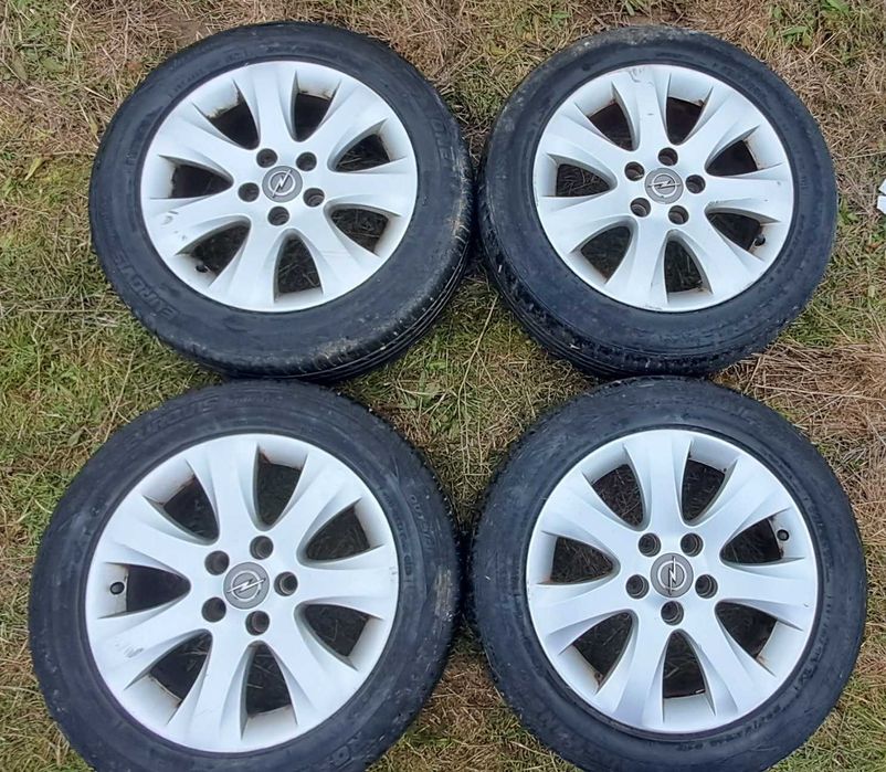 Джанти с гуми 205/55/16 от Опел Мерива Opel Meriva CDTI 1.3 95 к. с