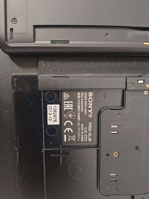 eBook Reader Sony PRS-T3s Touchscreen wi-fi Negru coperta cu lumina