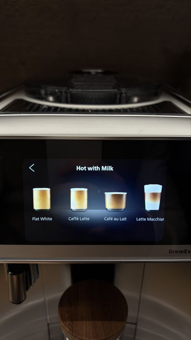 Philips Café Aromis серия 8000 с AI асистент