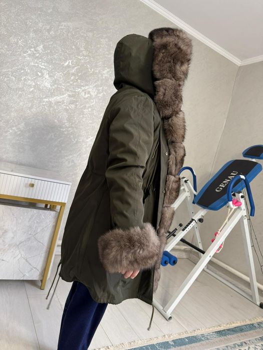 Продам парку за 30000 тг